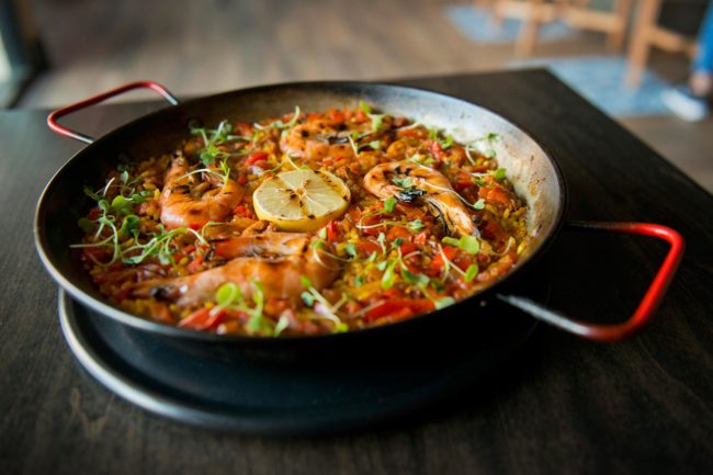 Shrimp paella
