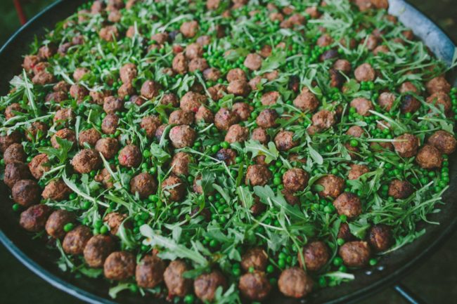 Paella con Albondigas