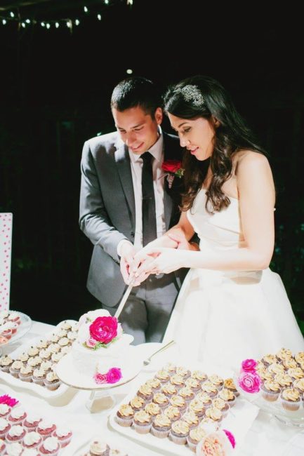 Cutting the cake